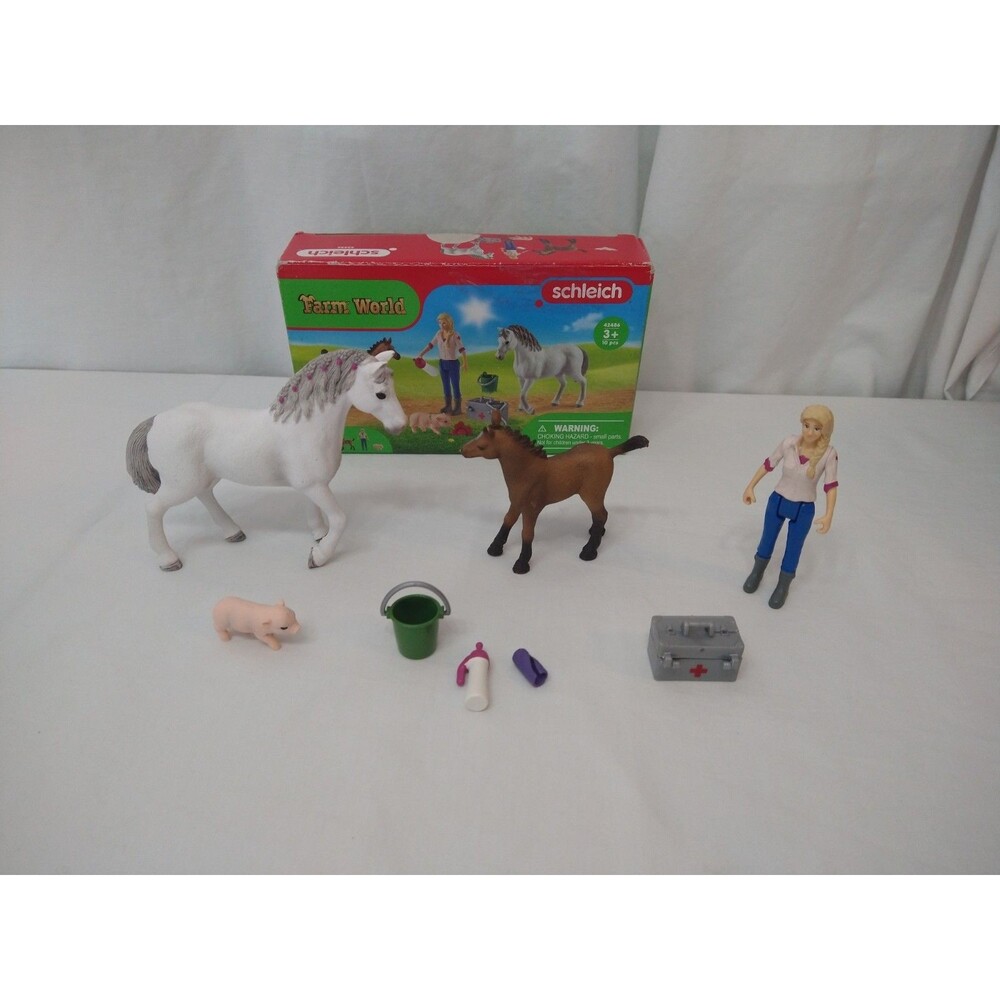 Schleich 42486 Farm World Vet Visiting Mare and Foal Figurines Missing 2 Pieces